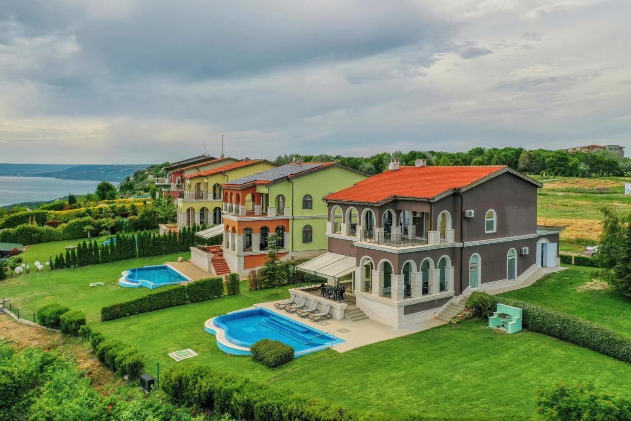 Lighthouse Luxe Estate Apart & Villas Balchik Exterior foto